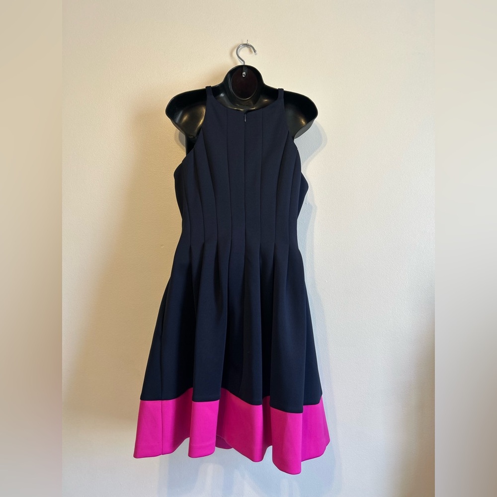 Vince Camuto Navy Midi Dress with Hot Pink Hem, Sleeveless Size 12 - Picture 5 of 11